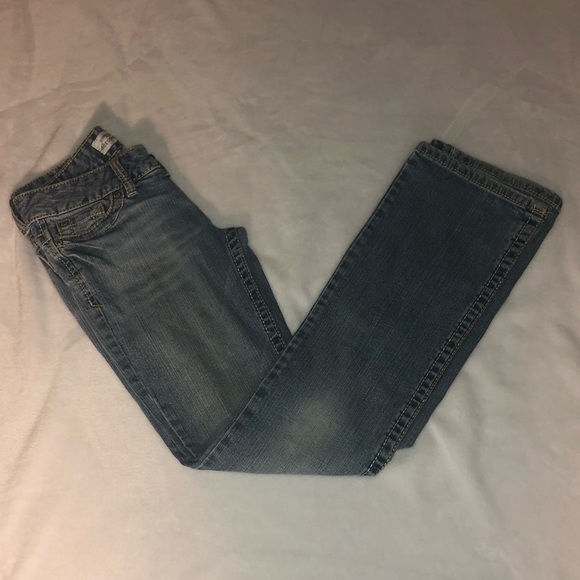 Aeropostale Denim - Girls Aeropostale Chelsea BootCut Jeans!